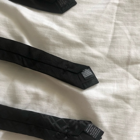 Designer ties - Picture 3 of 5